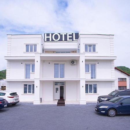 Green Garden Resort Cicirlau エクステリア 写真