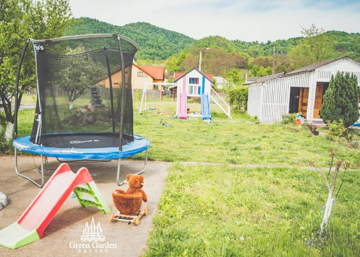 Green Garden Resort Cicirlau エクステリア 写真