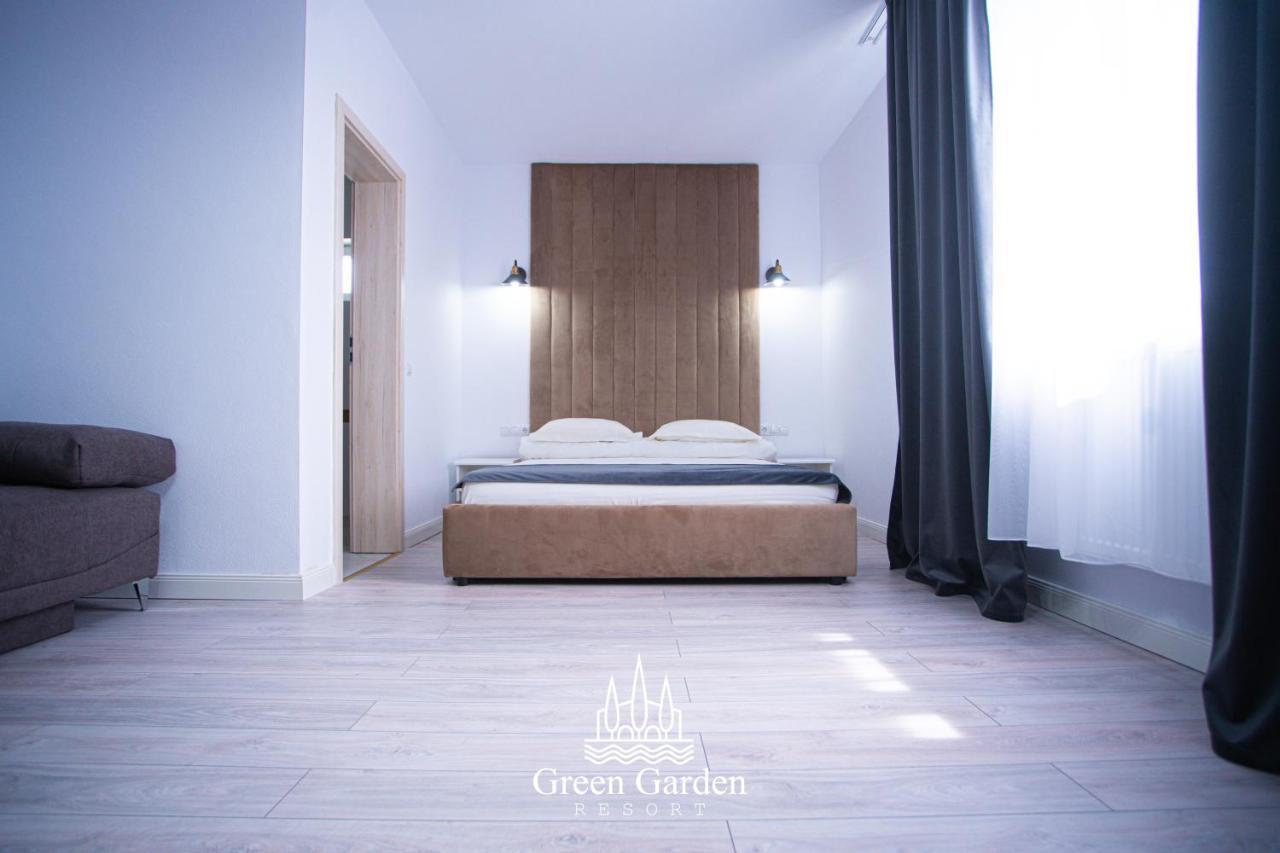 Green Garden Resort Cicirlau エクステリア 写真